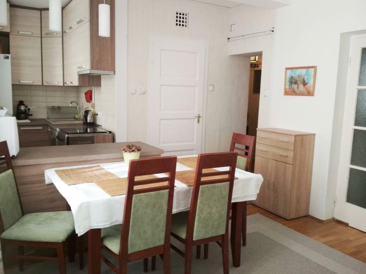 Zsuzsa Apartman Βουδαπέστη Εξωτερικό φωτογραφία